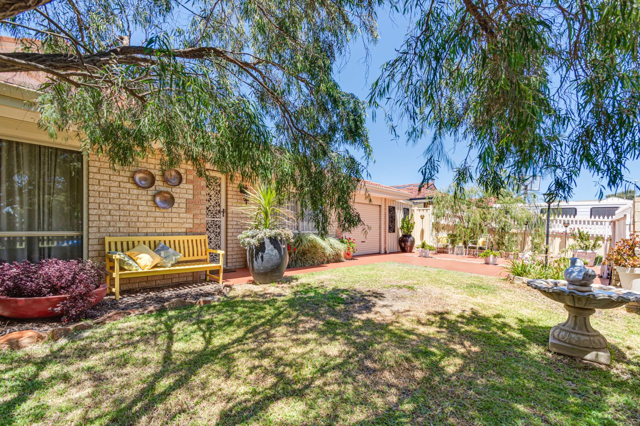 4 Little Green Gardens, Quinns Rocks WA 6030, Image 2