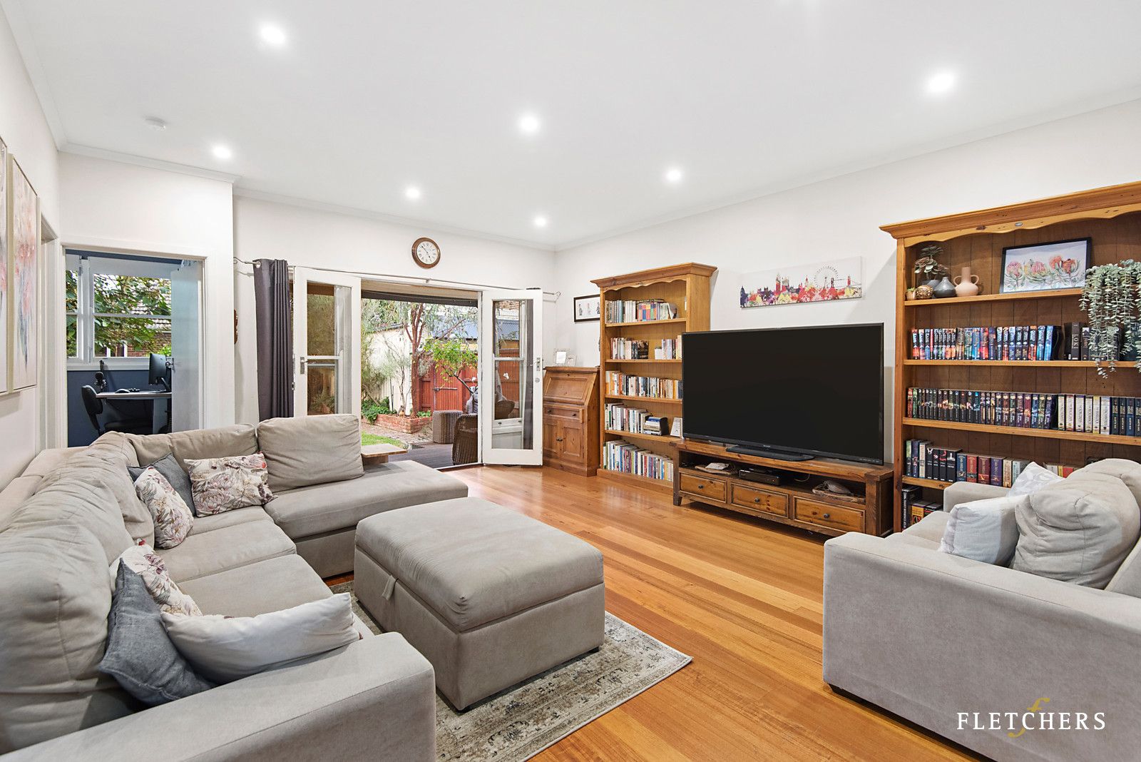 25 Canterbury Road, Blackburn VIC 3130, Image 1