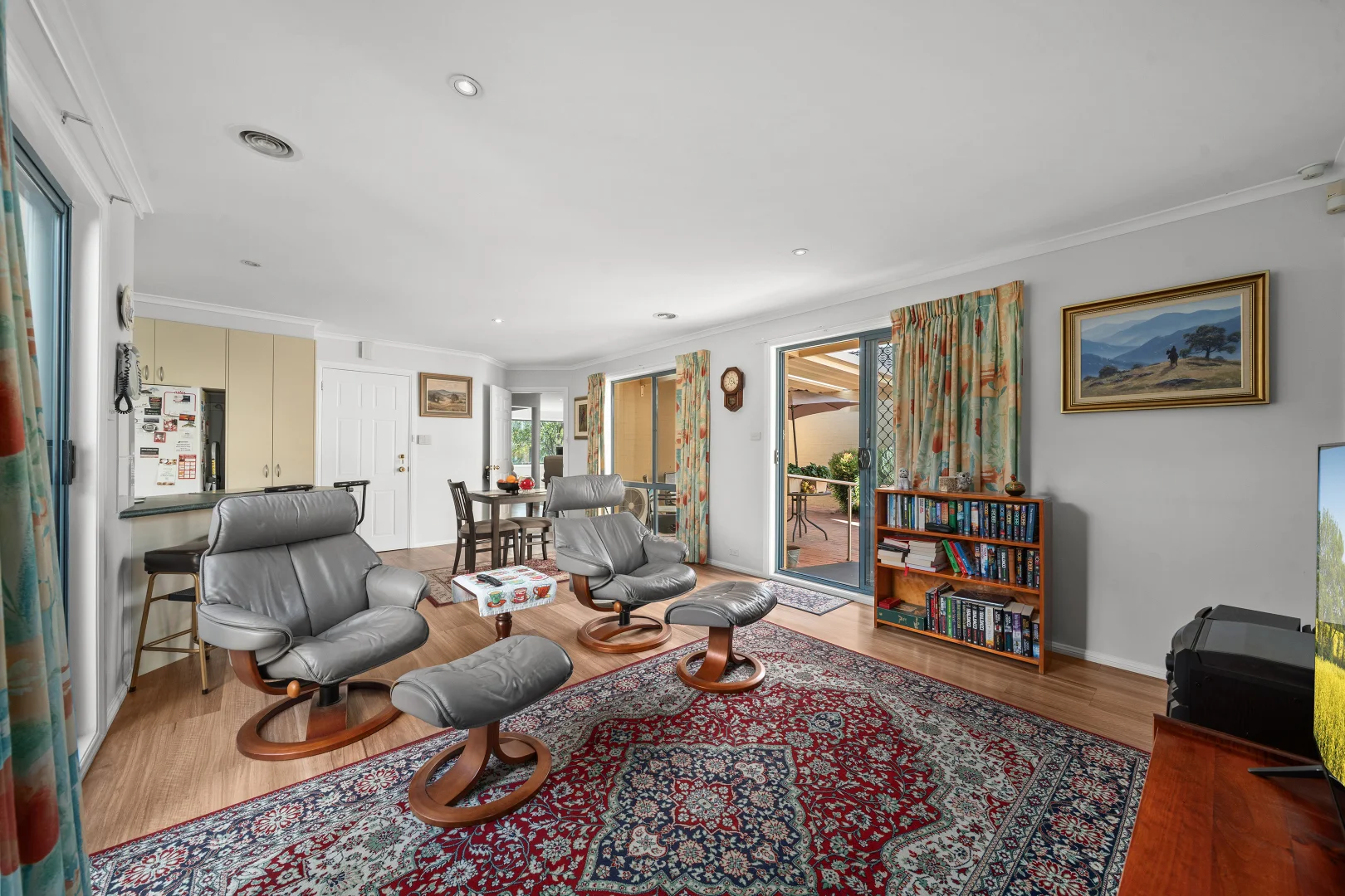 Additional image 9 of 13/2 Dines Place, Bruce ACT 2617