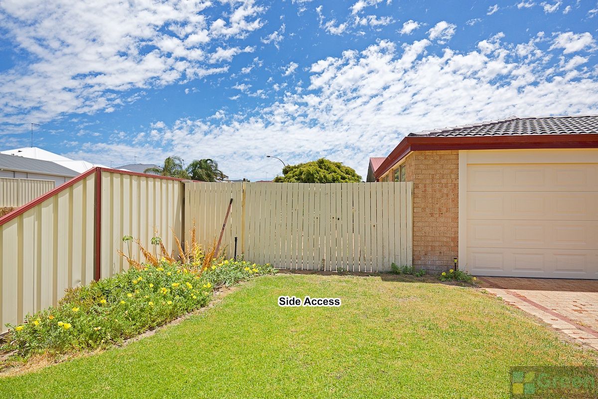 15 Calypso Road, Halls Head WA 6210, Image 2