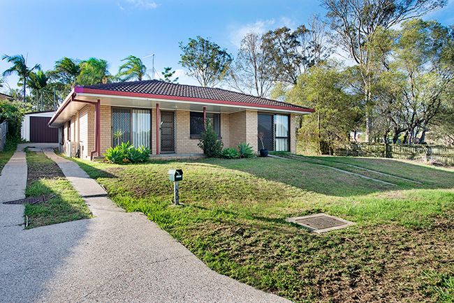 3 bedrooms House in 20 Moorabbin Drive CARINA QLD, 4152