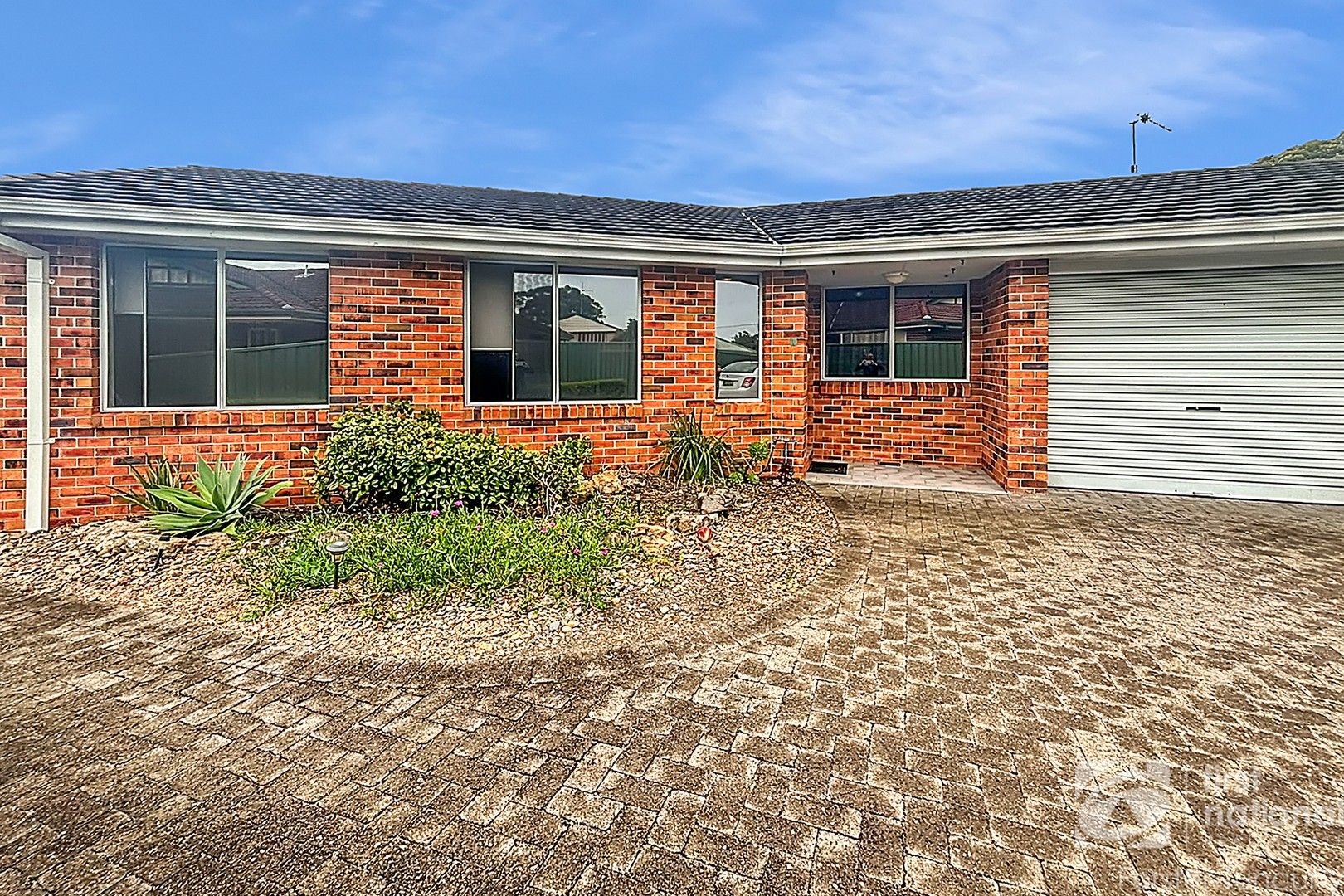 3 bedrooms Villa in 1/7 Bower Place TUNCURRY NSW, 2428