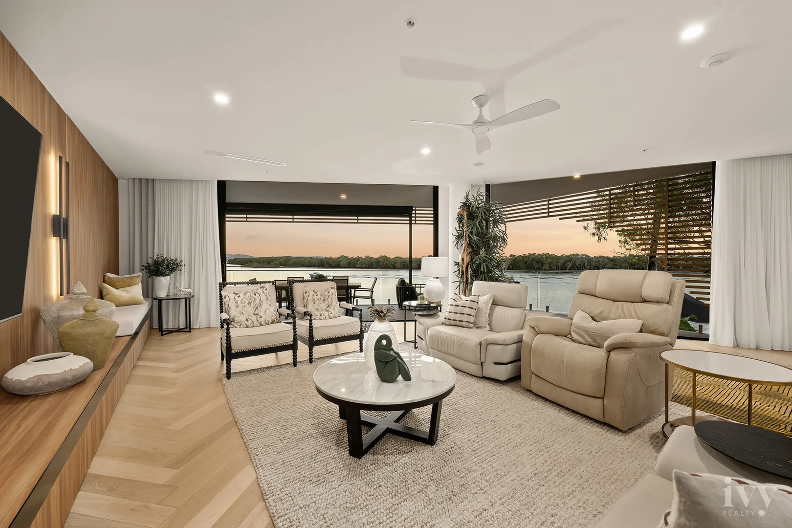 Additional image 7 of 2/4 Paradise Parade, Paradise Point QLD 4216