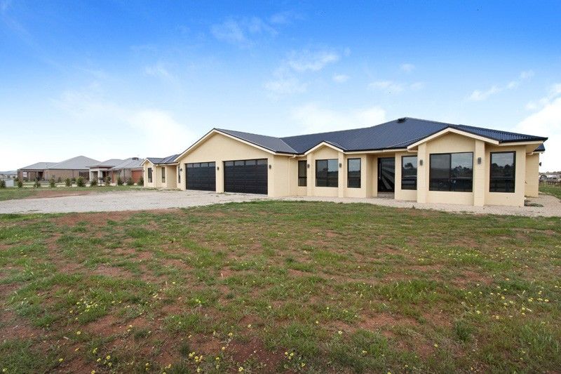 6 Eden Crescent, Bacchus Marsh VIC 3340, Image 1