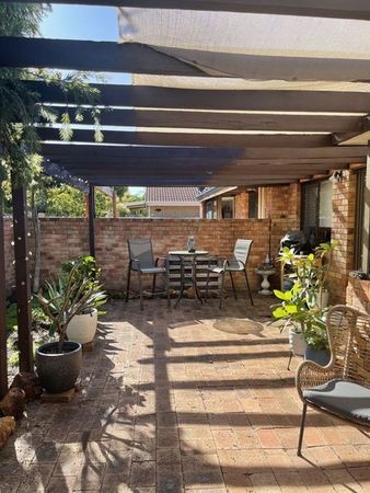 2 bedrooms House in 1/88 Murray Road BICTON WA, 6157