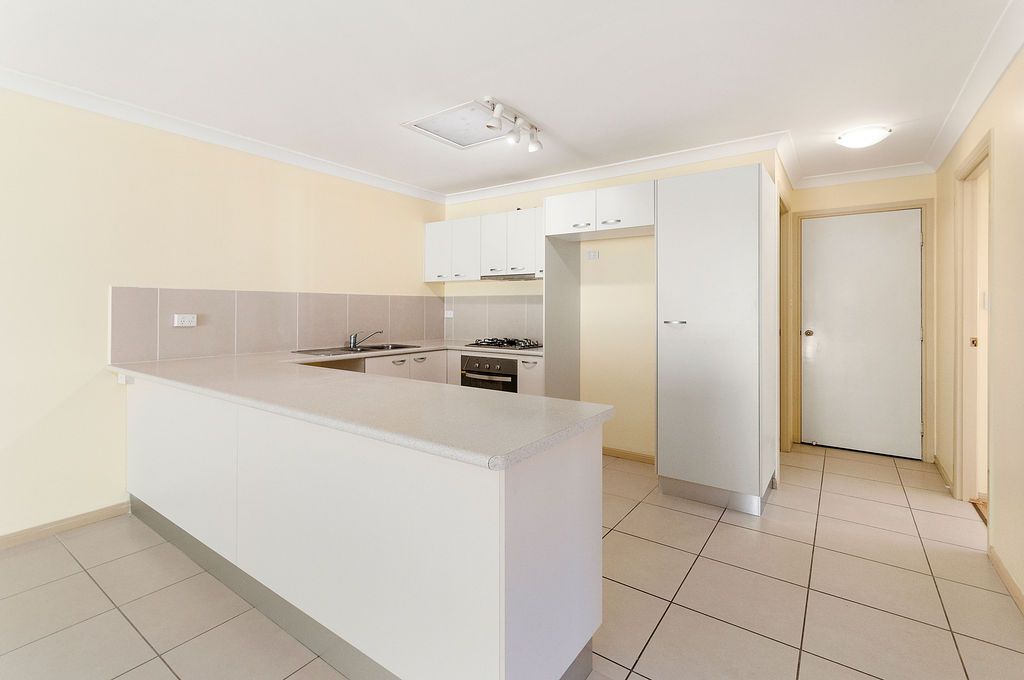 2/1 Spalding Crescent, Goodna QLD 4300, Image 2