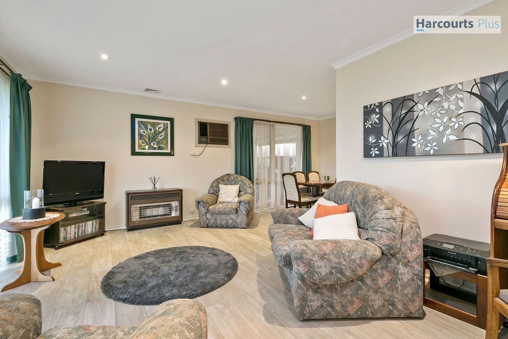 16 Windermere Avenue, West Lakes SA 5021, Image 2