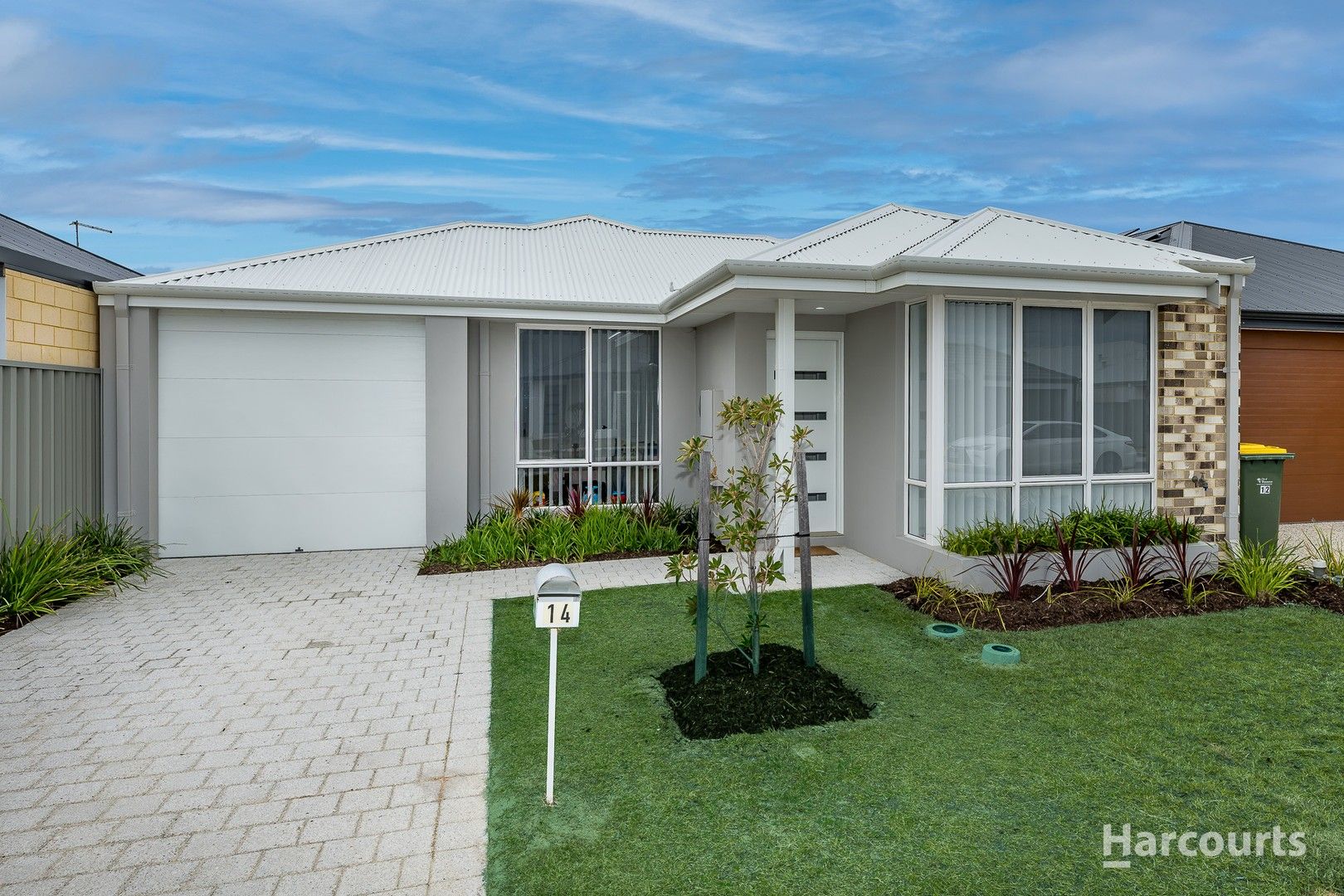 4 bedrooms House in 14 Aureolin Road EGLINTON WA, 6034