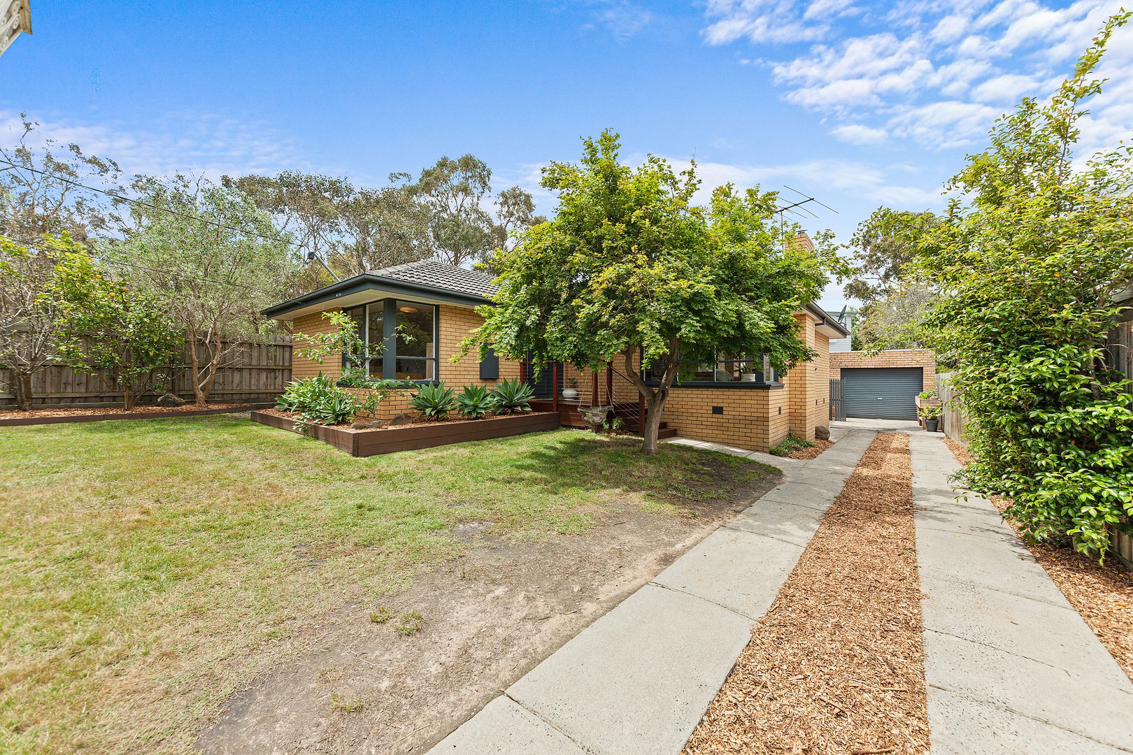 70 Woolston Drive, Frankston South Property History & Address