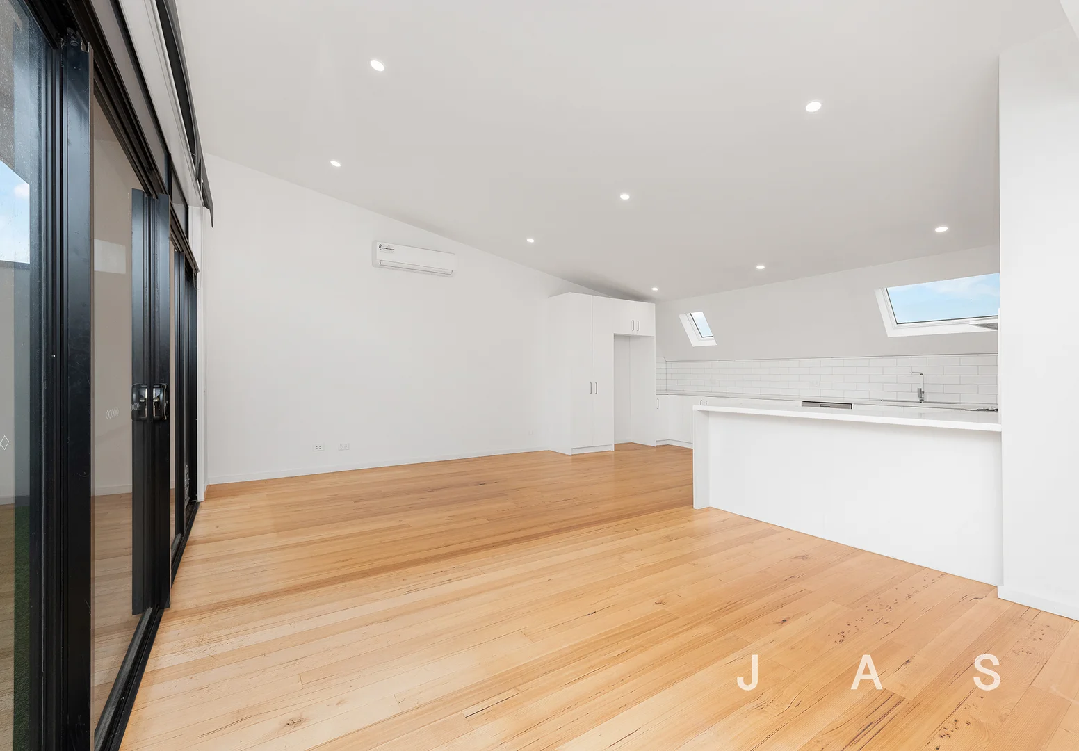 Additional image 3 of 2/101 Roberts Street, Yarraville VIC 3013