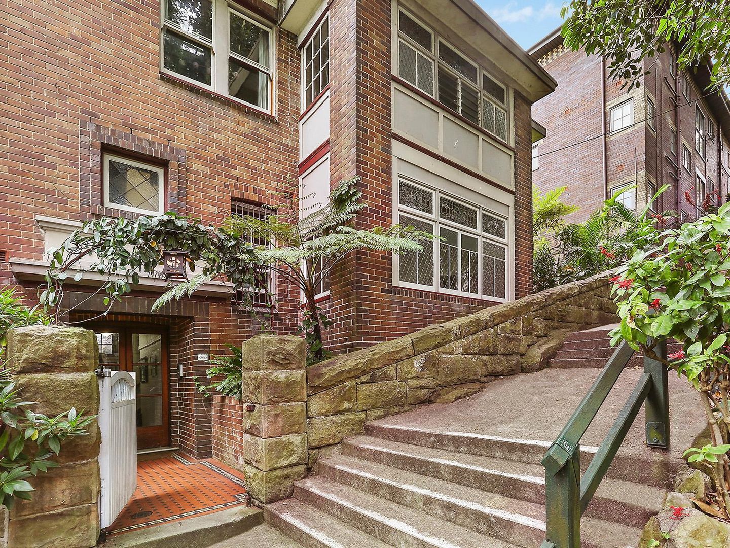 2/4 Walker Street, Lavender Bay NSW 2060, Image 1