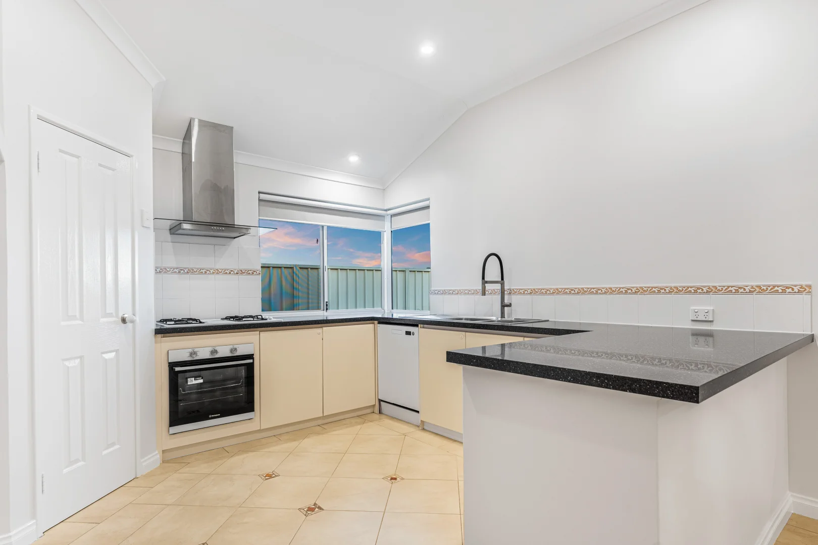 Additional image 3 of 1/89 MONASH AVENUE, Como WA 6152