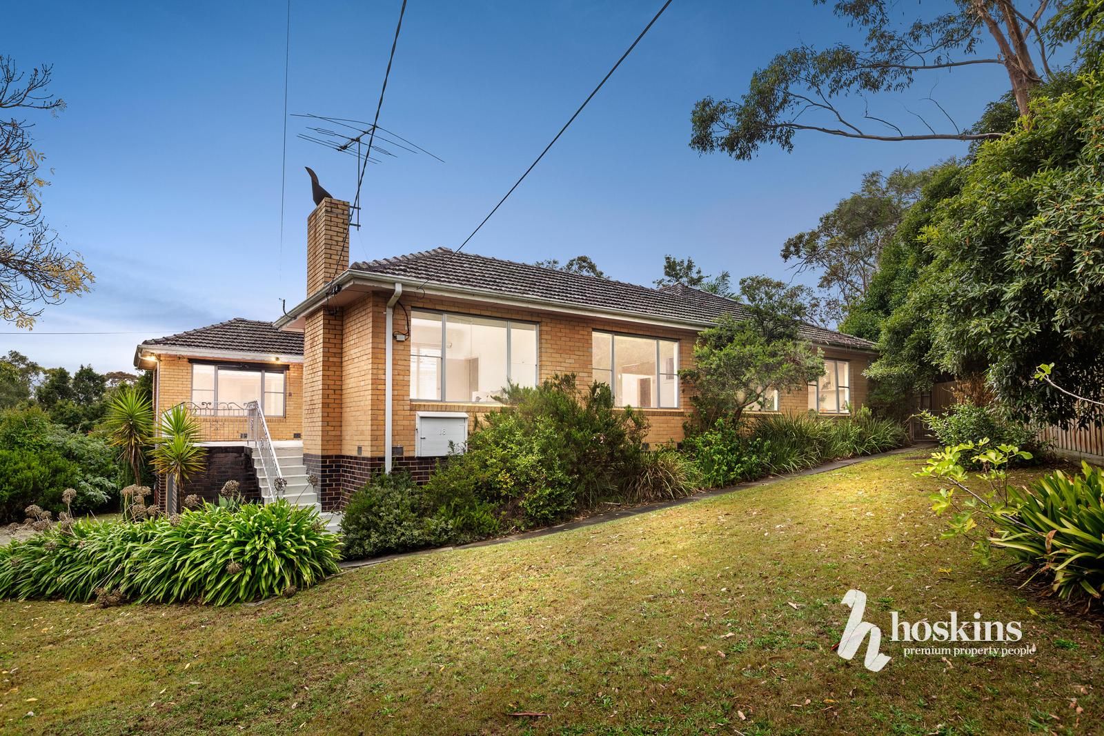 16-18 Arundel Road, Park Orchards VIC 3114, Image 0