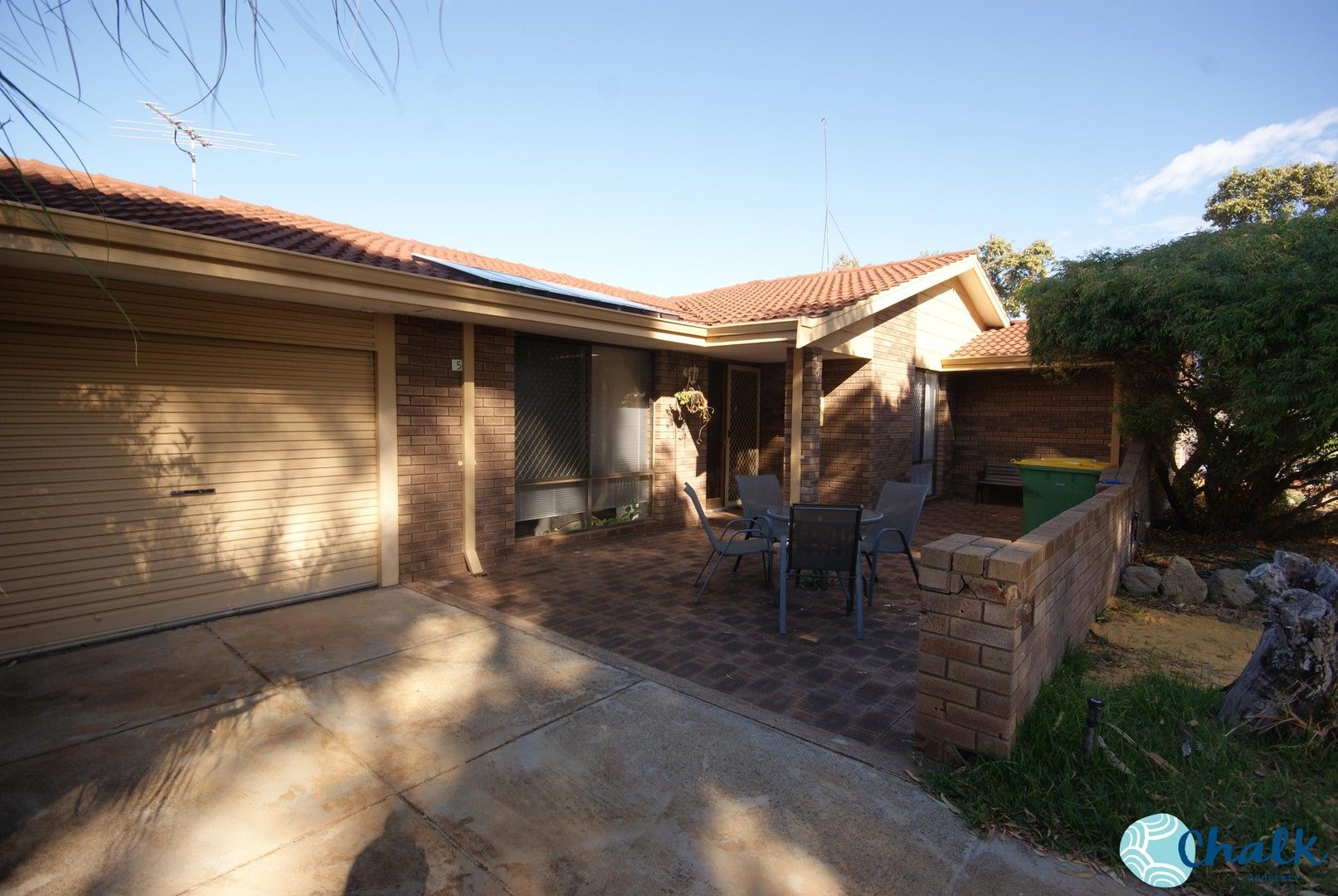 3 bedrooms House in 5 Pollard Way WARNBRO WA, 6169