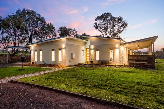 Picture of 80 Hodges Lane, LONGLEA VIC 3551