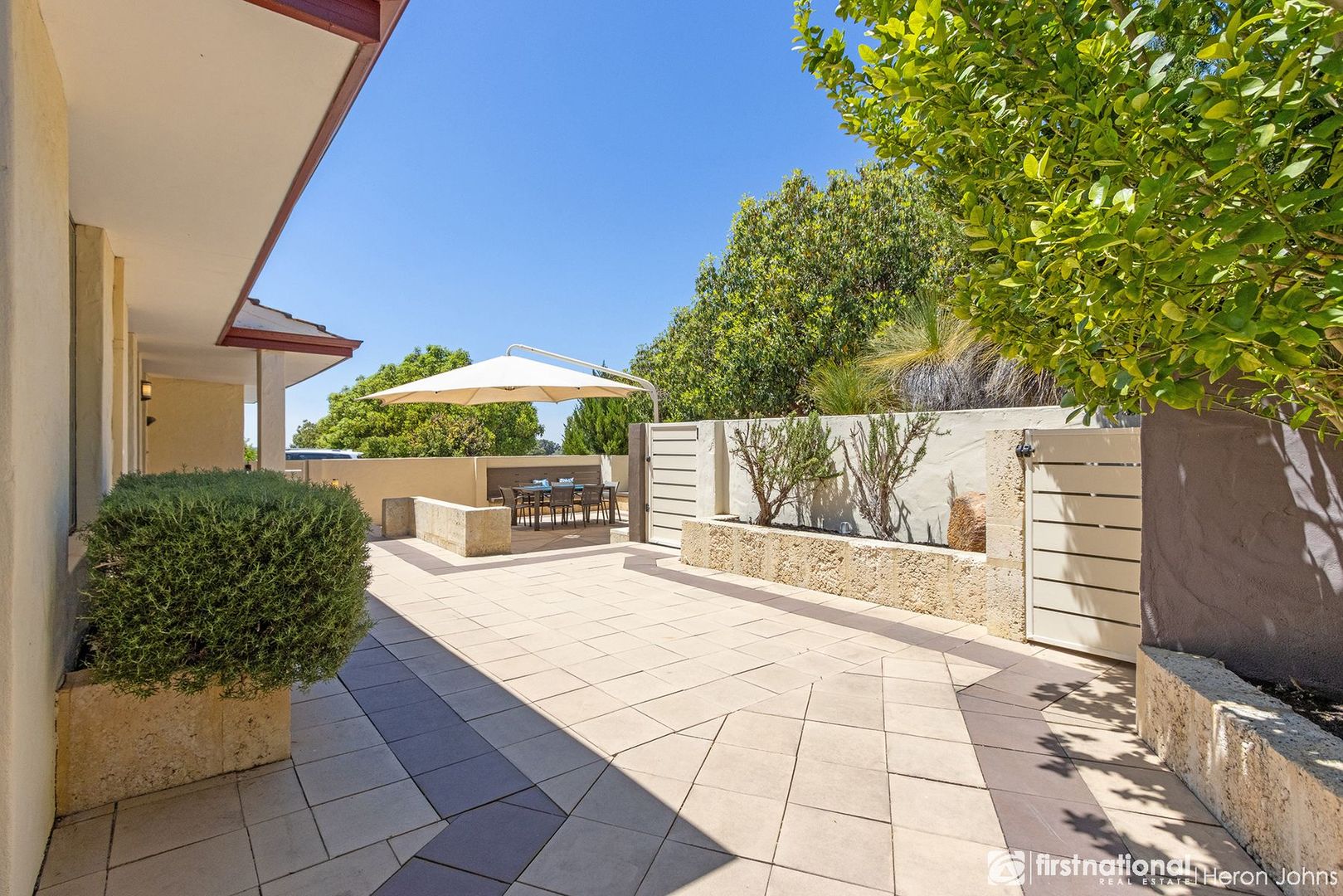 1/5 Kitchener Road, Melville WA 6156, Image 1