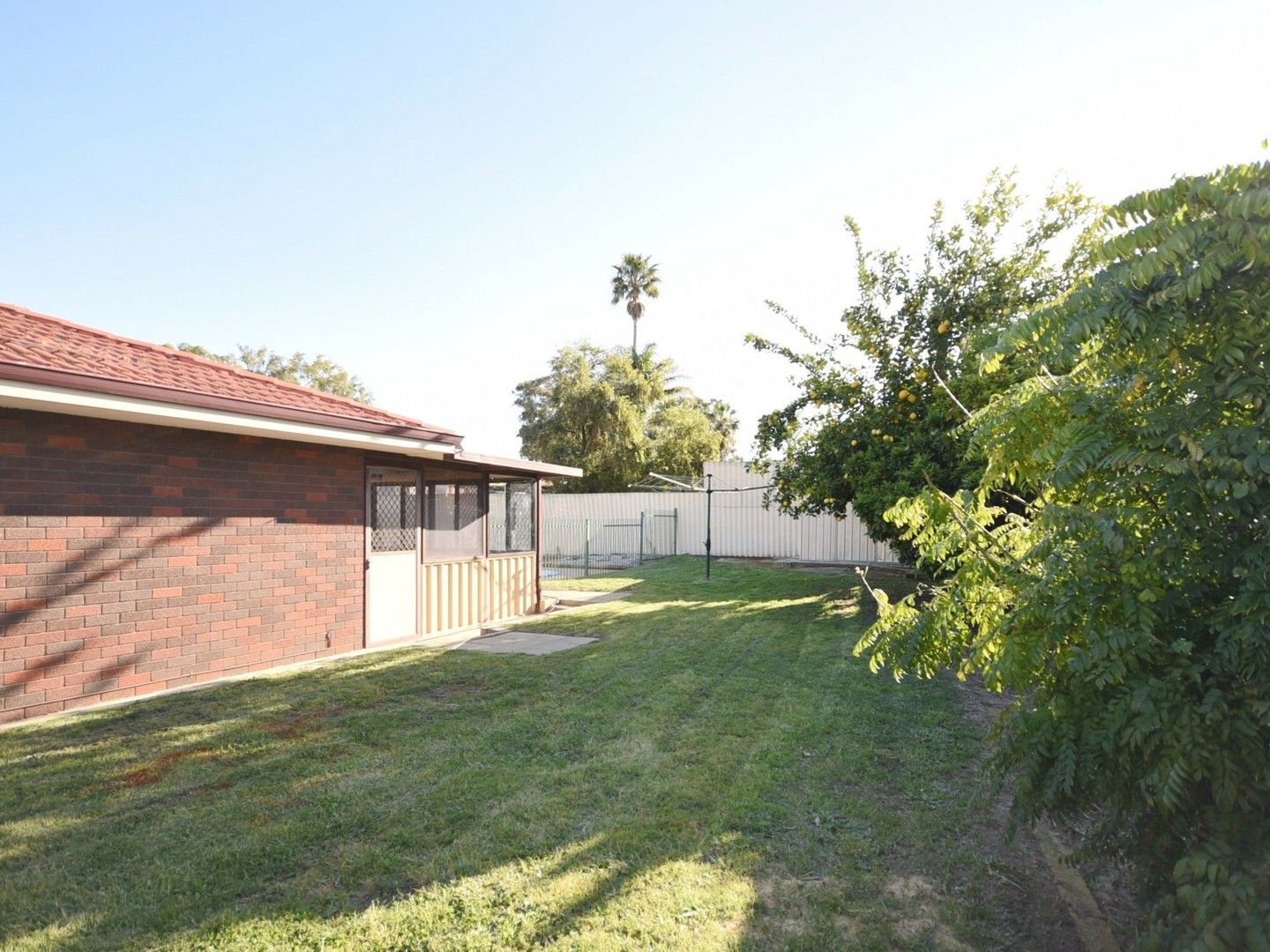 4 bedrooms House in 85 Cammillo Road CAMILLO WA, 6111