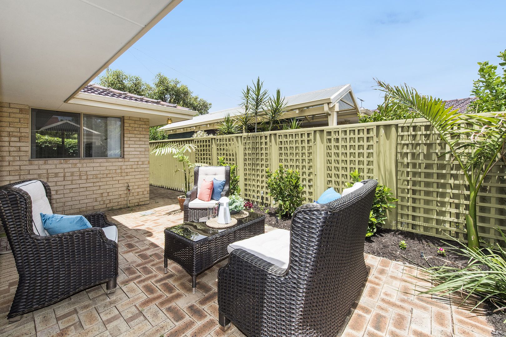 1/3 Latham Street, Alfred Cove WA 6154, Image 2