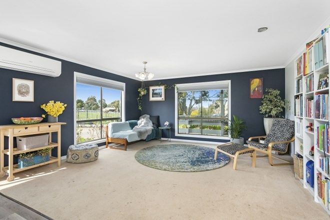 Picture of 13 Myles Road, NEWLYN VIC 3364