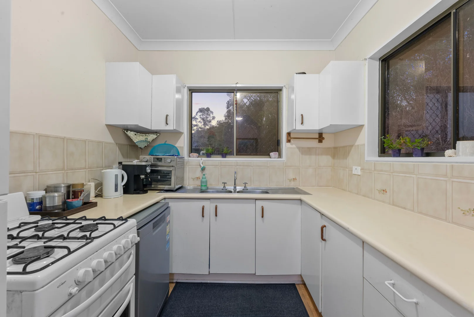 Additional image 15 of 4 Coonardoo Court, Wongawallan QLD 4210