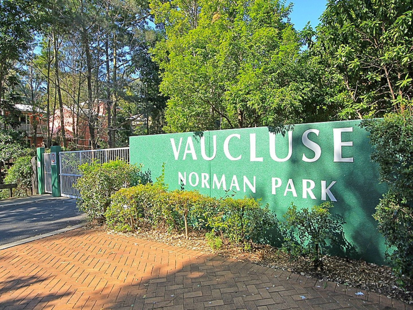 ID21126589/206 D'Arcy Road, Seven Hills QLD 4170 Townhouse For Rent