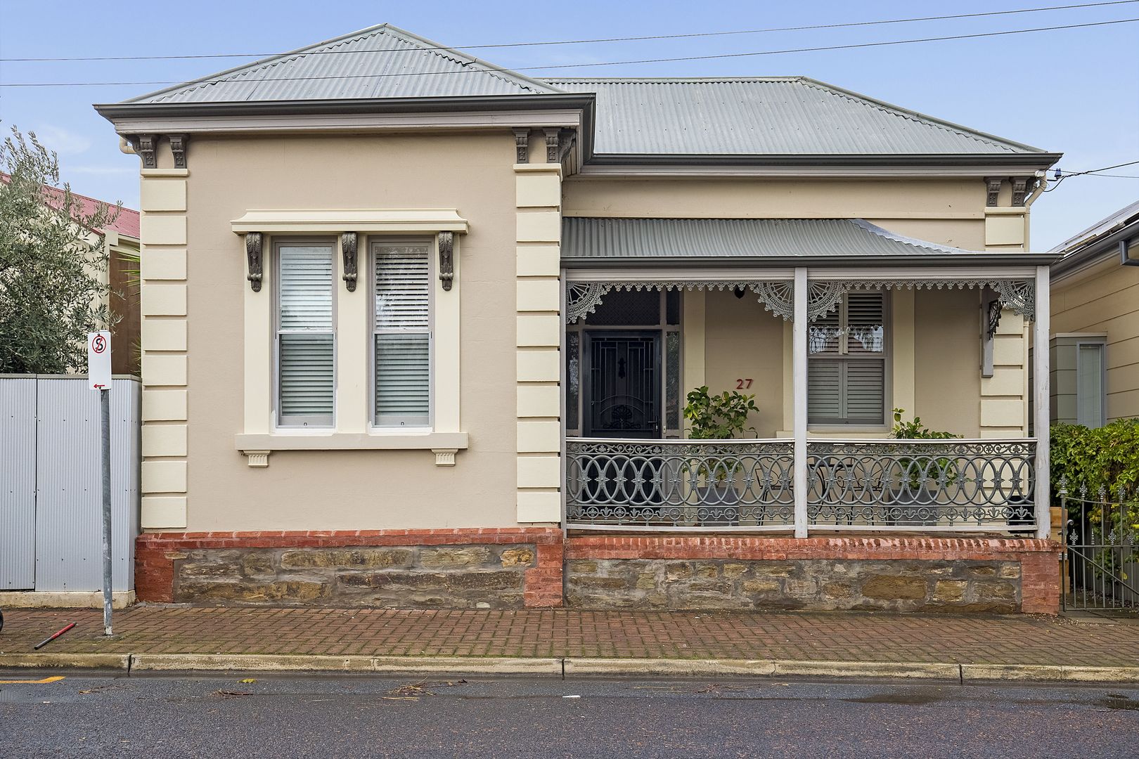 3 bedrooms House in 27 Laura St STEPNEY SA, 5069
