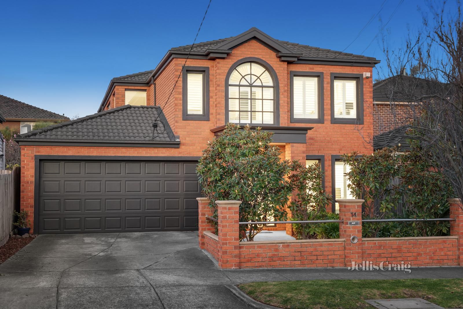 4 bedrooms House in 14 Carlyon Street ORMOND VIC, 3204