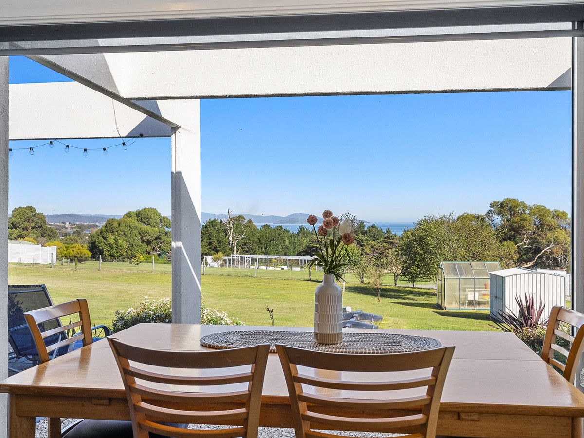 2 Colleen Crescent, Primrose Sands TAS 7173 Domain