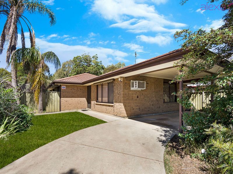 3 bedrooms House in 6 Garfield Crt PARALOWIE SA, 5108