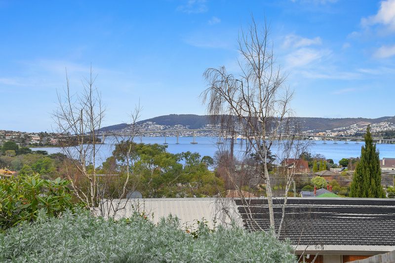 36 Natone Street, Lindisfarne TAS 7015, Image 1