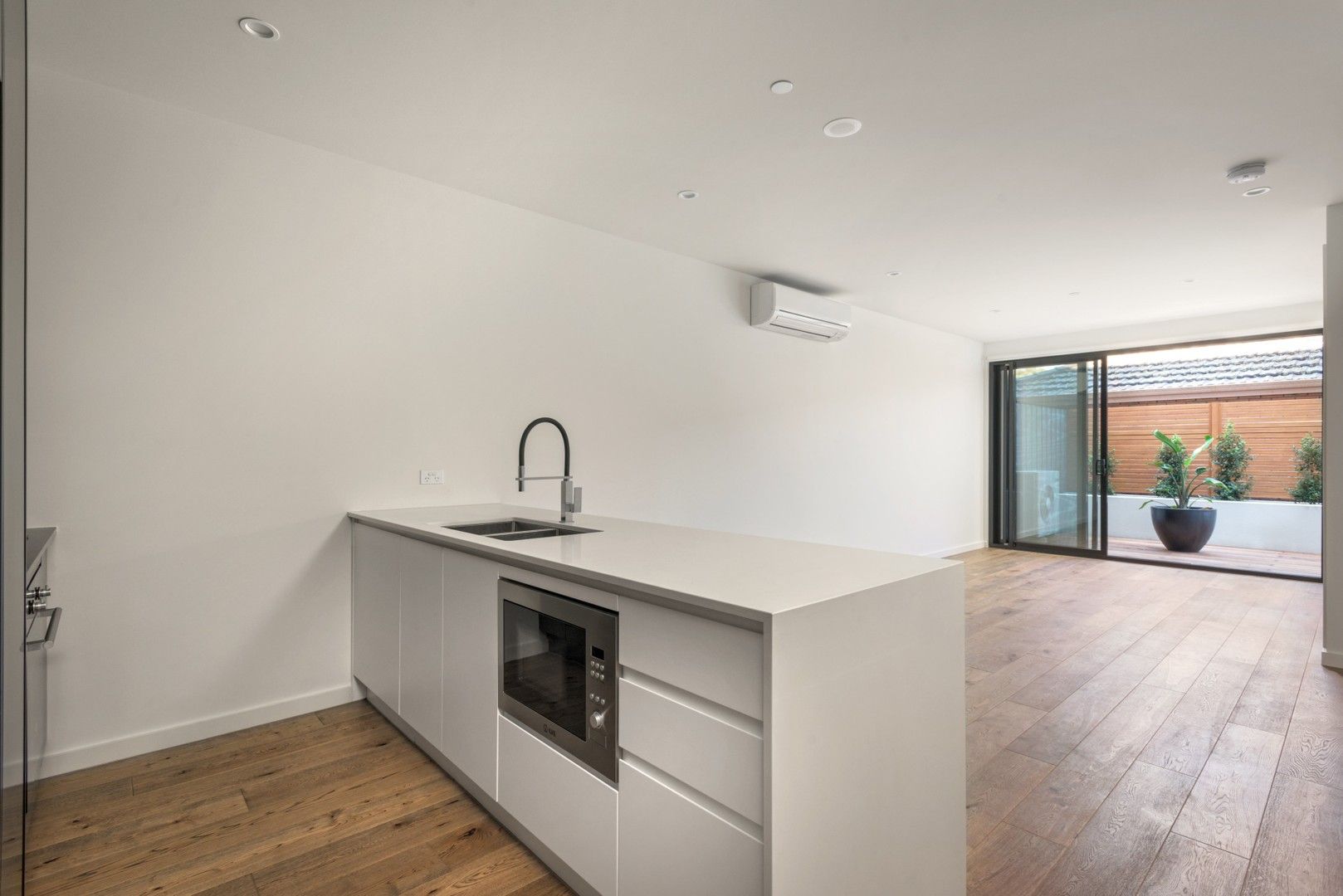 2 bedrooms House in G09/66 Bent Street MCKINNON VIC, 3204