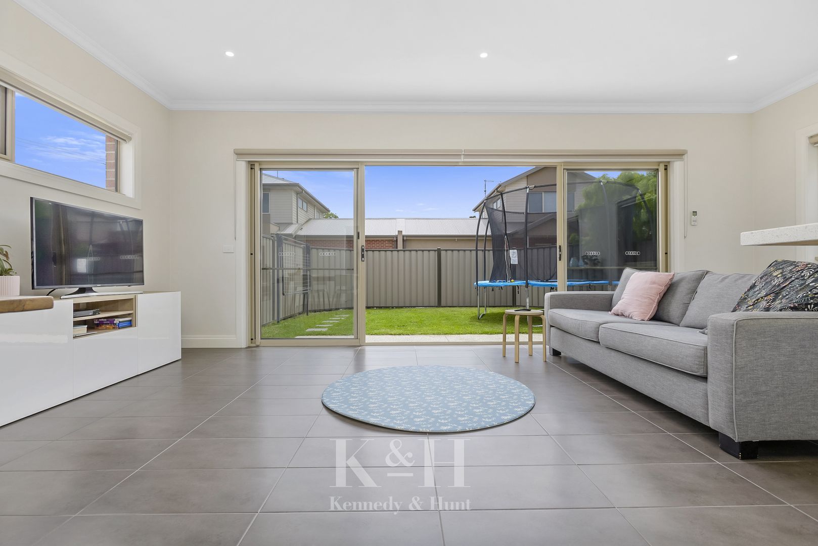 9/96 Station Road, Gisborne VIC 3437, Image 1