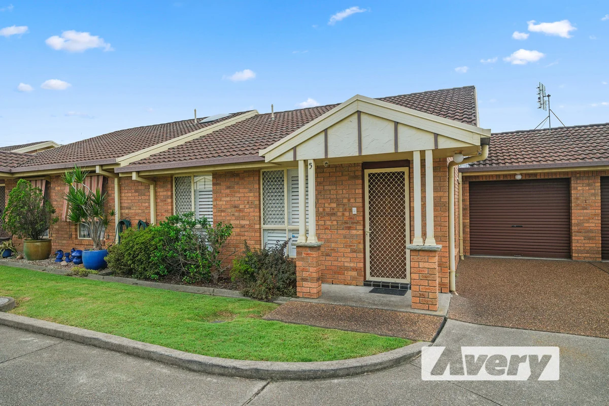 Primary image of 5/52 York Street, Teralba NSW 2284