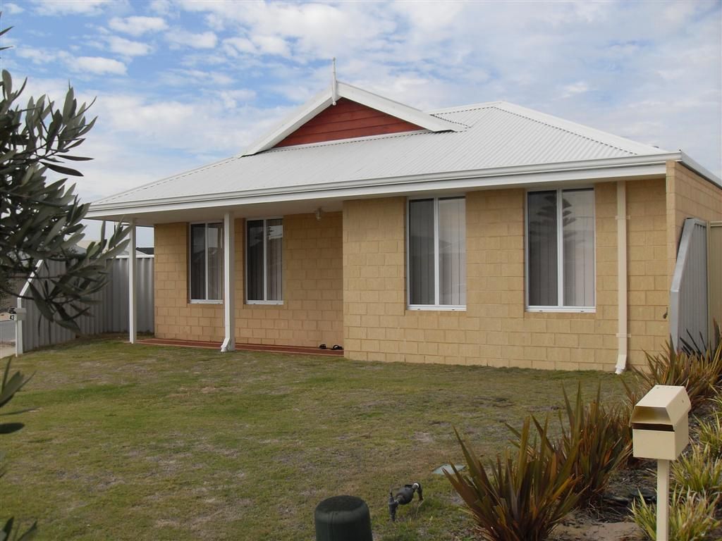 3 bedrooms House in 43 Belgravia Terrace ROCKINGHAM WA, 6168