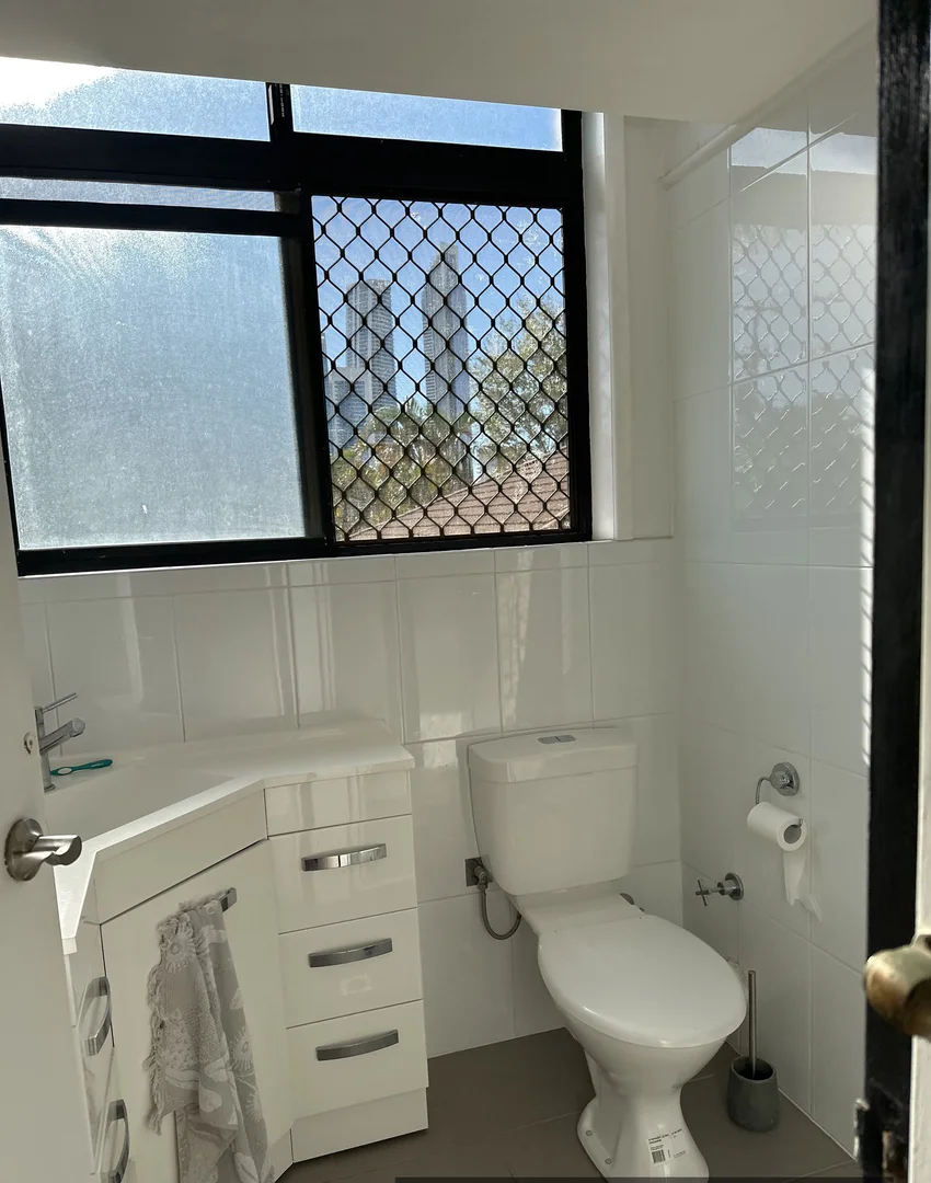 Additional image 5 of 8/19 Leonard Avenue, Surfers Paradise QLD 4217