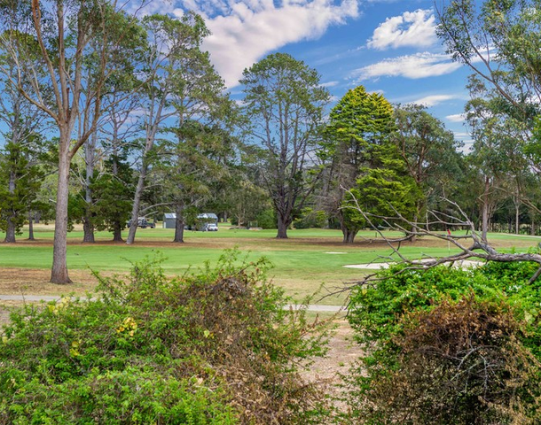 10 Country Club Drive, Catalina NSW 2536