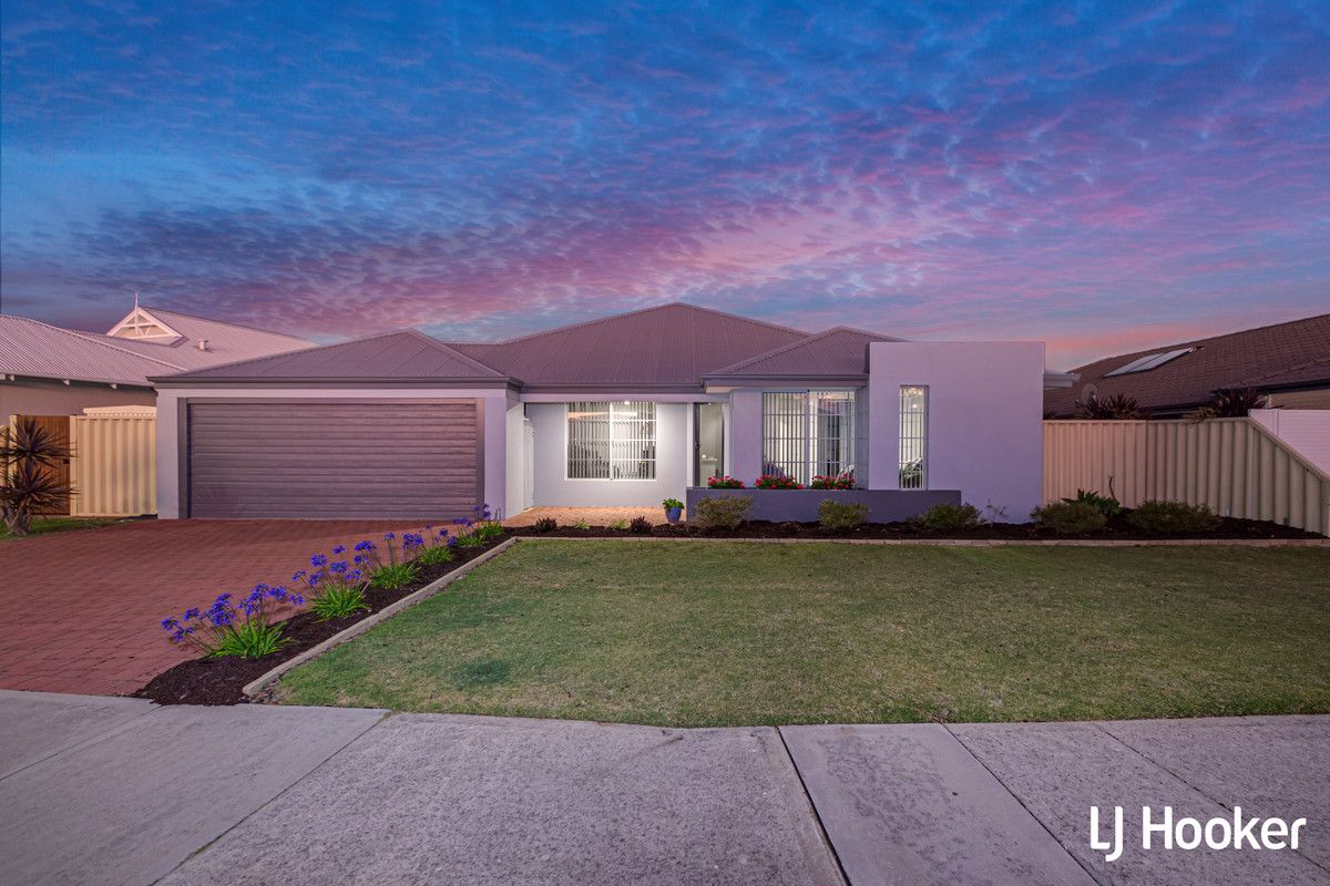 4 bedrooms House in 6 Ferryside Road BUTLER WA, 6036