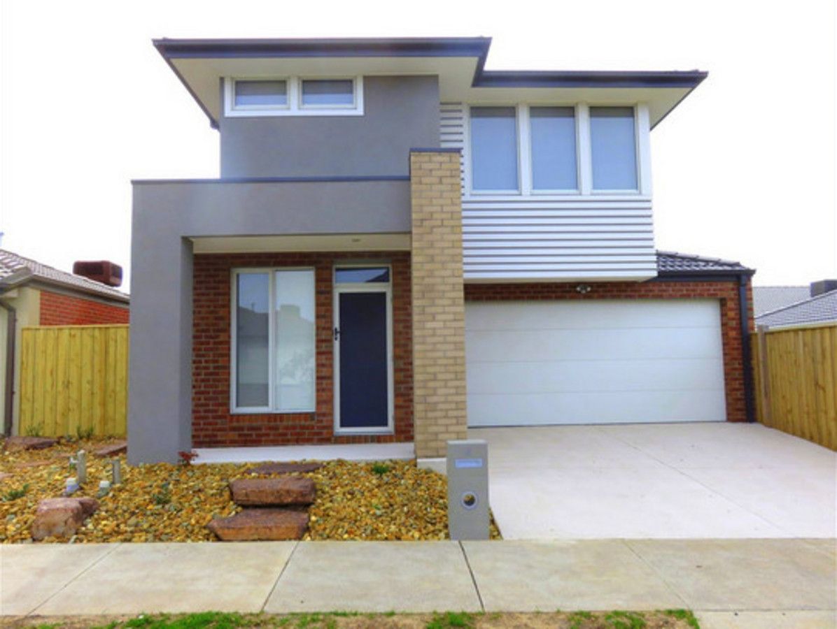 4 bedrooms House in 4 Tivoli Way MICKLEHAM VIC, 3064