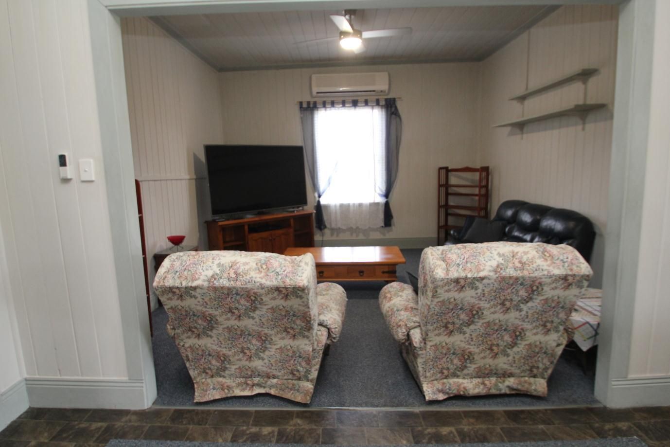 62 Wood Street, Tenterfield NSW 2372, Image 1