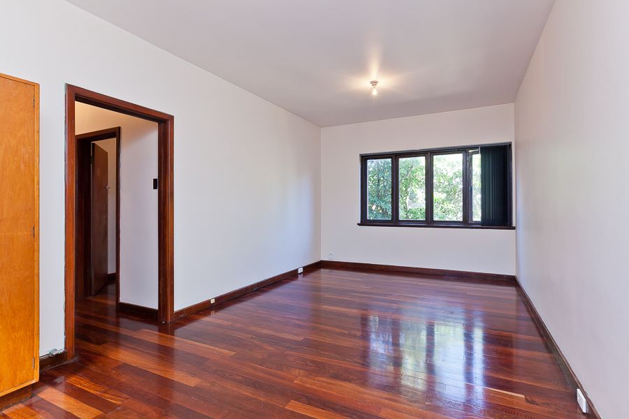 2 bedrooms Apartment / Unit / Flat in 4/454 Stirling Highway COTTESLOE WA, 6011