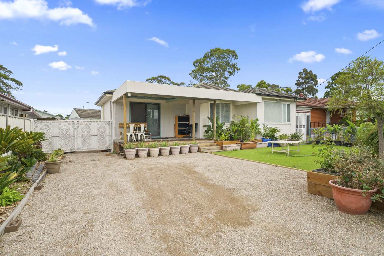 21 Corona Road, Fairfield West Property History & Address Research