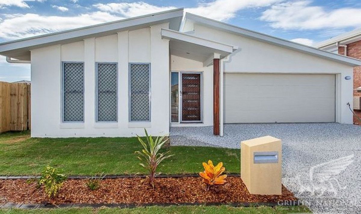 52 Mapleton Dve, North Lakes QLD 4509 House For Rent Domain