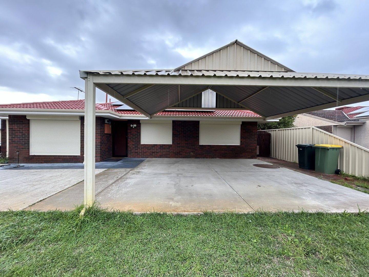 3 bedrooms House in 454 Riverton Drive East RIVERTON WA, 6148