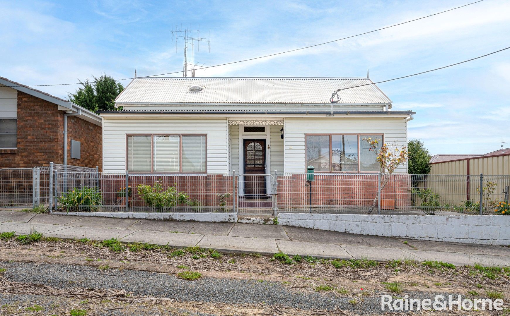 2 bedrooms House in 27 Addison Street GOULBURN NSW, 2580