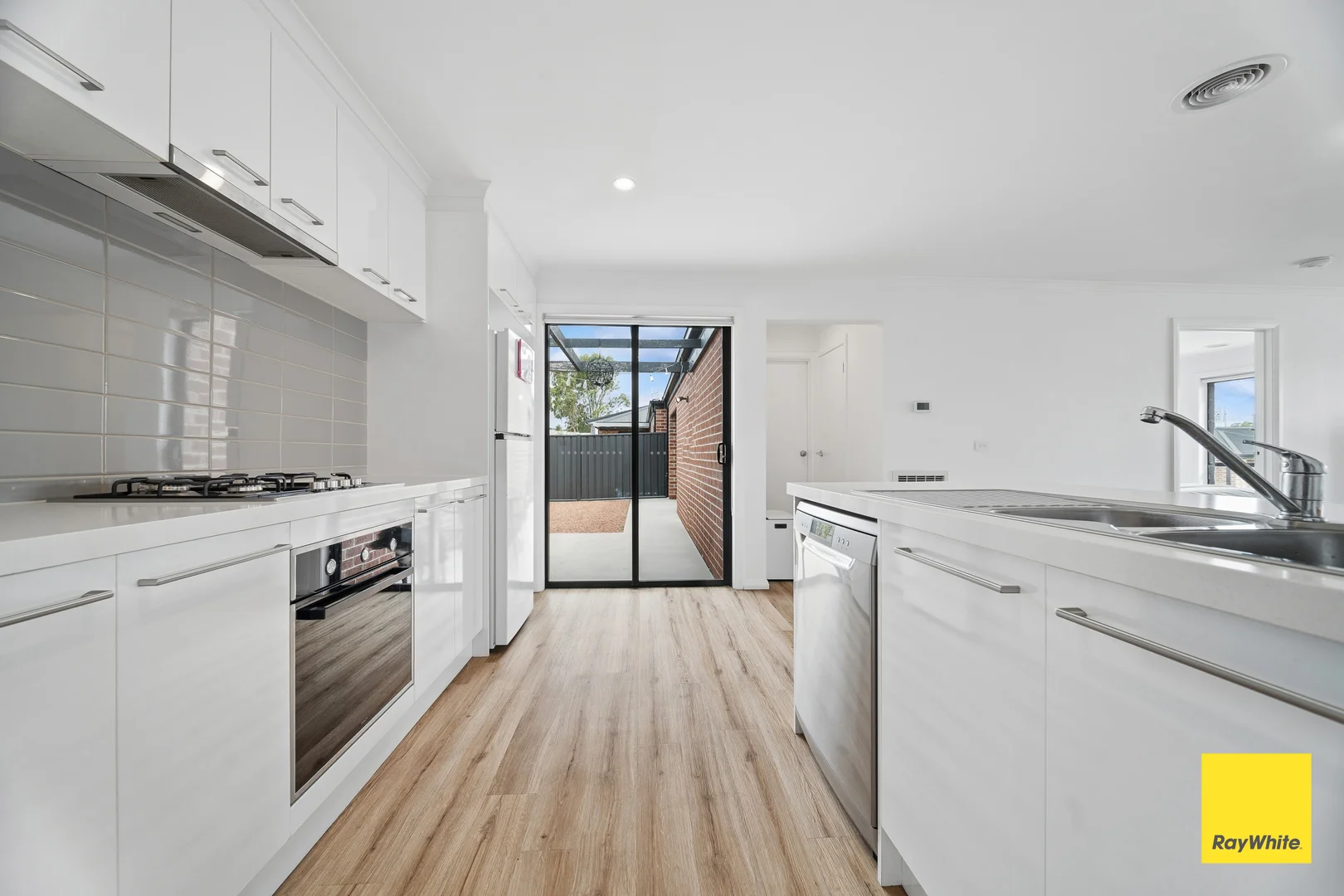 Additional image 5 of 4/276 Woodward Road, Golden Square VIC 3555