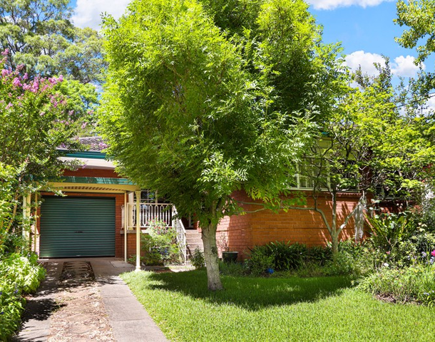 19 Favell Street, Toongabbie NSW 2146