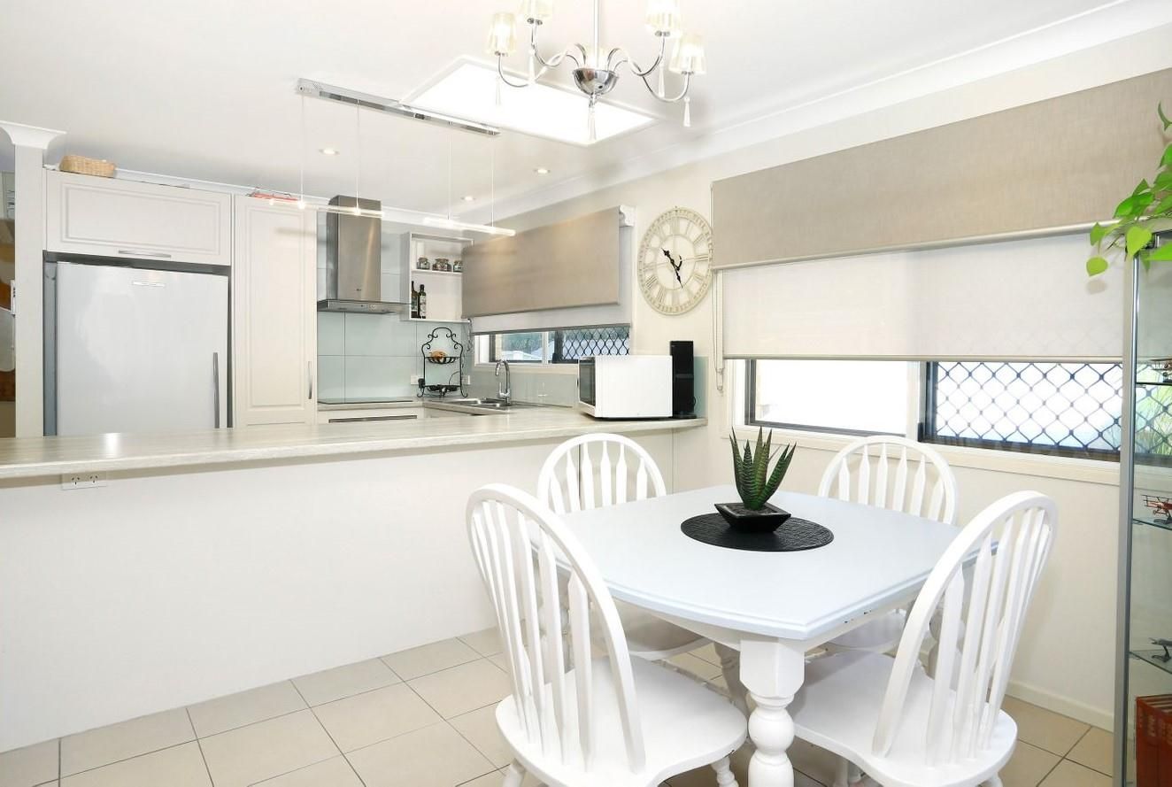 2/11 Esther Place, Surfers Paradise QLD 4217, Image 2