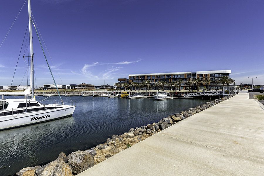 201/50 Catamaran Drive, Werribee South VIC 3030, Image 2