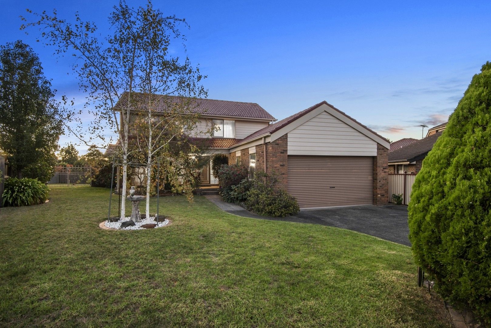 5 Caldwell Close, Endeavour Hills VIC 3802, Image 0