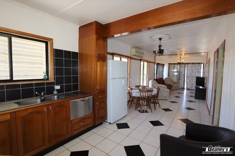 21 Hodgkinson Street, Charters Towers City QLD 4820, Image 2